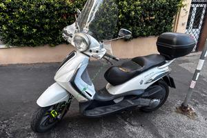 Piaggio Beverly 300 ie tourer