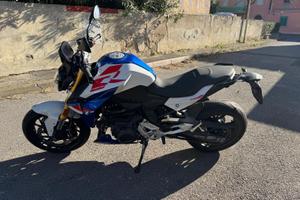 F 900 R