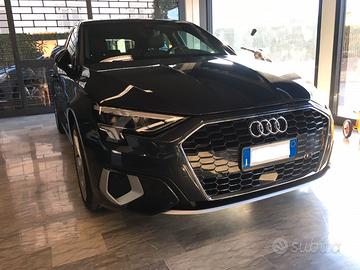 AUDI A3 G-TRON SPORTBACK BUSINESS ADVANCED S TRONI