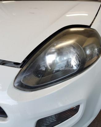 Proiettore sinistro FIAT GRANDE PUNTO del 2014