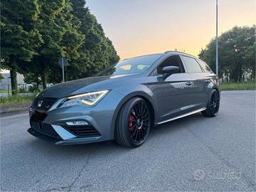 Seat Leon ST CUPRA (Carbon Edition)