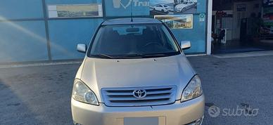auto Toyota 7 posti