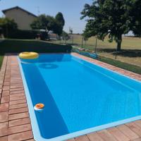 Piscina vetroresina con impianto di filtrazione 