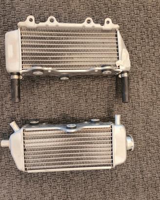 Coppia radiatori Yamaha yz 125 2023 nuovi