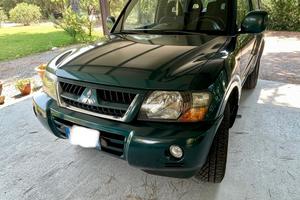 Mitsubishi pajero 2.5 v60