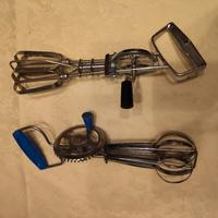 Coppia Frullini manuali vintage