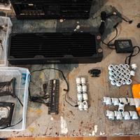 Materiale misto per watercooling PC