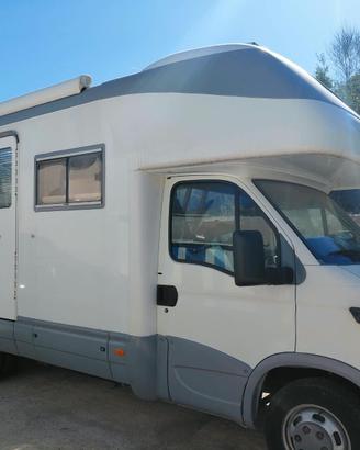 CamperLAIKA KREOS iveco daily 35 3.0 140 Paten B B