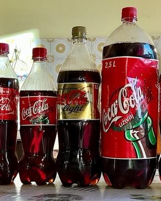 Coca-Cola, bottiglie grandi, lotto stock