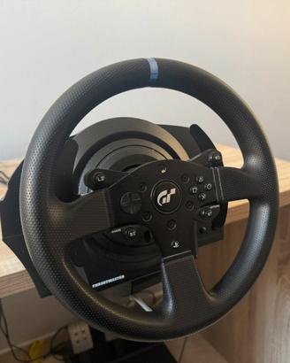 Thrustmaster T300RS + pedaliera