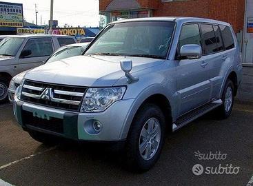 Parabrezza Mitsubishi Pajero V80 IV serie (2007 in