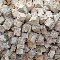 cubetti di pietre sanpietrini 