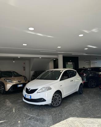 Lancia Ypsilon 1.2 69 CV 5 porte GPL Ecochic Gold
