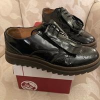 Monellina scarpe classiche ragazza / donna