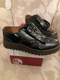 Monellina scarpe classiche ragazza / donna