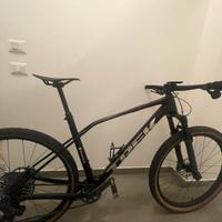 TREK 9.7 full carbon SRAM elett top gamma
