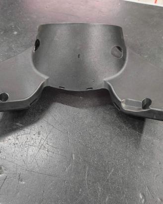 USATO 00153812N1R COPRIMANUBRIO INFERIORE KYMCO AK