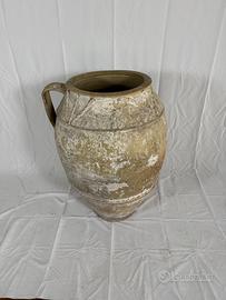 Anfora antica in terracotta