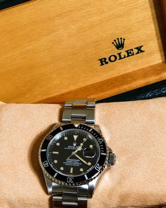 ROLEX SUBMARINER DATE 16610