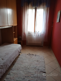 Stanza ad uso singolo completa di tutti i comfort