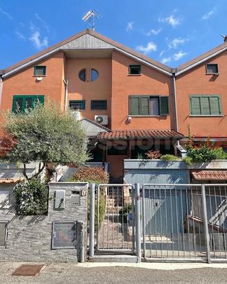 Villa a schiera Pieve Emanuele