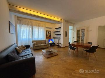 Appartamento di 100 m² con 4 locali a Palermo