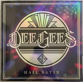 Dee Gees / Foo Fighters - Hail Satin