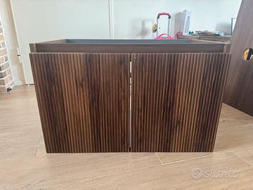 Mobile bagno sospeso