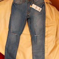 Pantaloni bambina ragazza 12 an. Nuovi con strappi