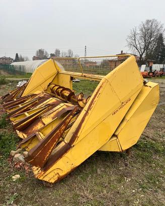 Spannocchiatore per mietitrebbie usato New Holland