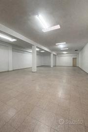 LOCALE DEPOSITO 250mq - SOPPALCABILE - CENTRO