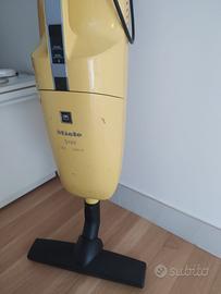Aspirapolvere miele