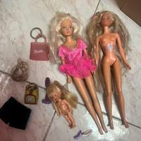 Lotto Barbie – bambole + accessori + vestiti – Gen