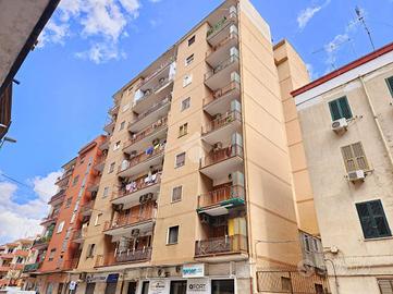 4 LOCALI A TARANTO