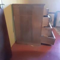 Cassettoni e letto intero