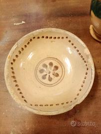 fagotto piatto in terracotta antica 