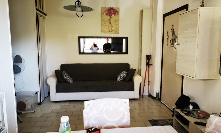 Bilocale zona monreale Cell 3466471925 Renato