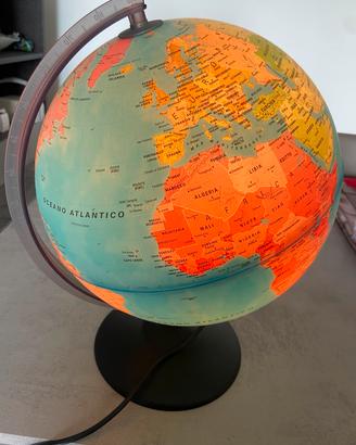 mappamondo luminoso 
