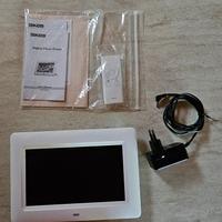 Cornice digitale Dikom