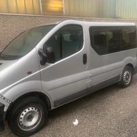 Opel Vivaro MOTORE FUSO OPEL VIVARO 120CV 9 posti