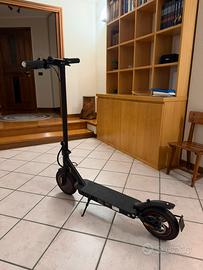 Monopattino eletrrico 30 km/h