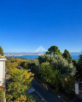 5 LOCALI A NAPOLI