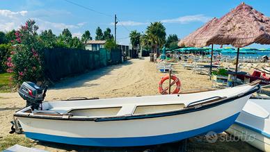 Barca modello Conero con motore Suzuki 8cv