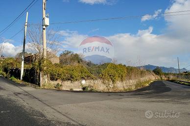 Terreno - Fiumefreddo di Sicilia