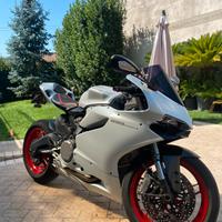 Ducati Panigale 899