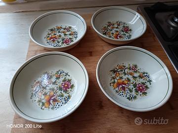 4 piatti fondi