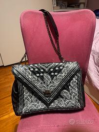 Borsa Pandorina
