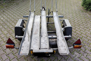 Noleggio carrello porta moto
