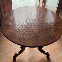 Tavolo sorrentino antico – Diametro 70 Altezza 55