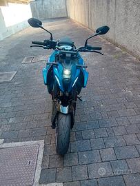 Moto suzuki GSX-8S EVO